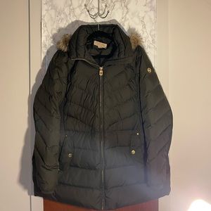 Michael Kors Plus size Faux-fur trim hood, down puffer coat, green
